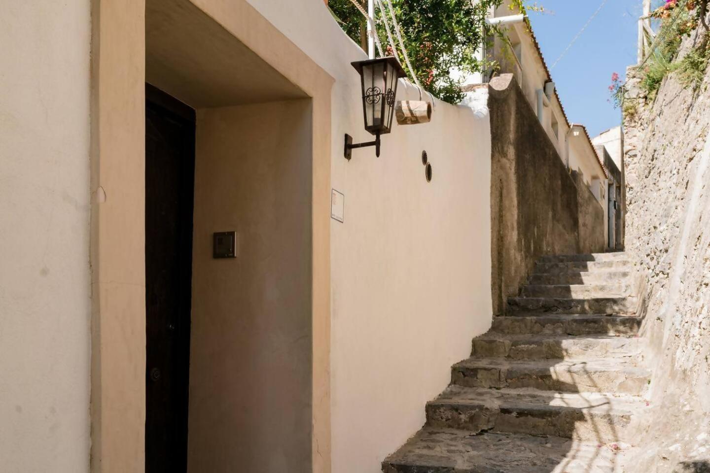 Perla Nel Blu Villa Affacciata Sul Mare كونكا دي ماريني المظهر الخارجي الصورة